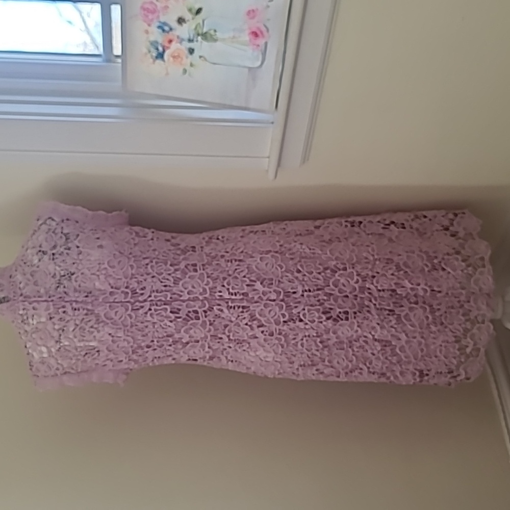 Dress - Picture 4 of 8